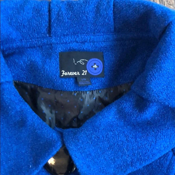 Forever 21 Big Button Cropped Peacoat - Picture 5 of 5